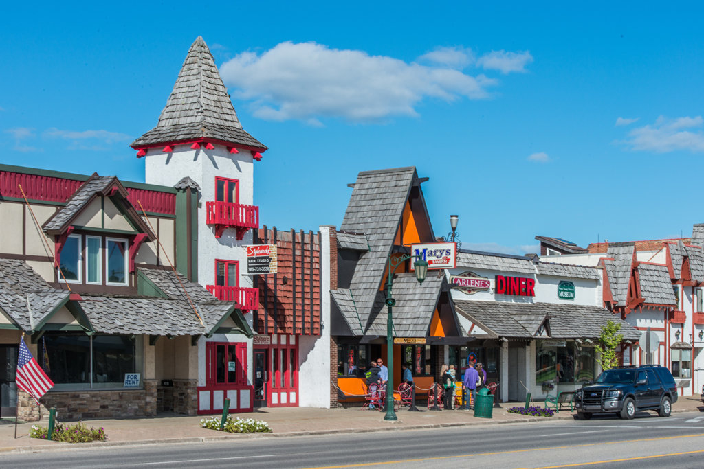 downtown Gaylord, michigan home