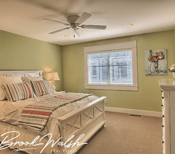 sommerset-pointe-resort-lifestyle-bedroom