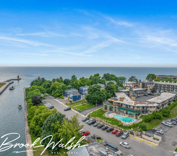 Weathervane Inn Condominium for Sale | Charlevoix, Michigan