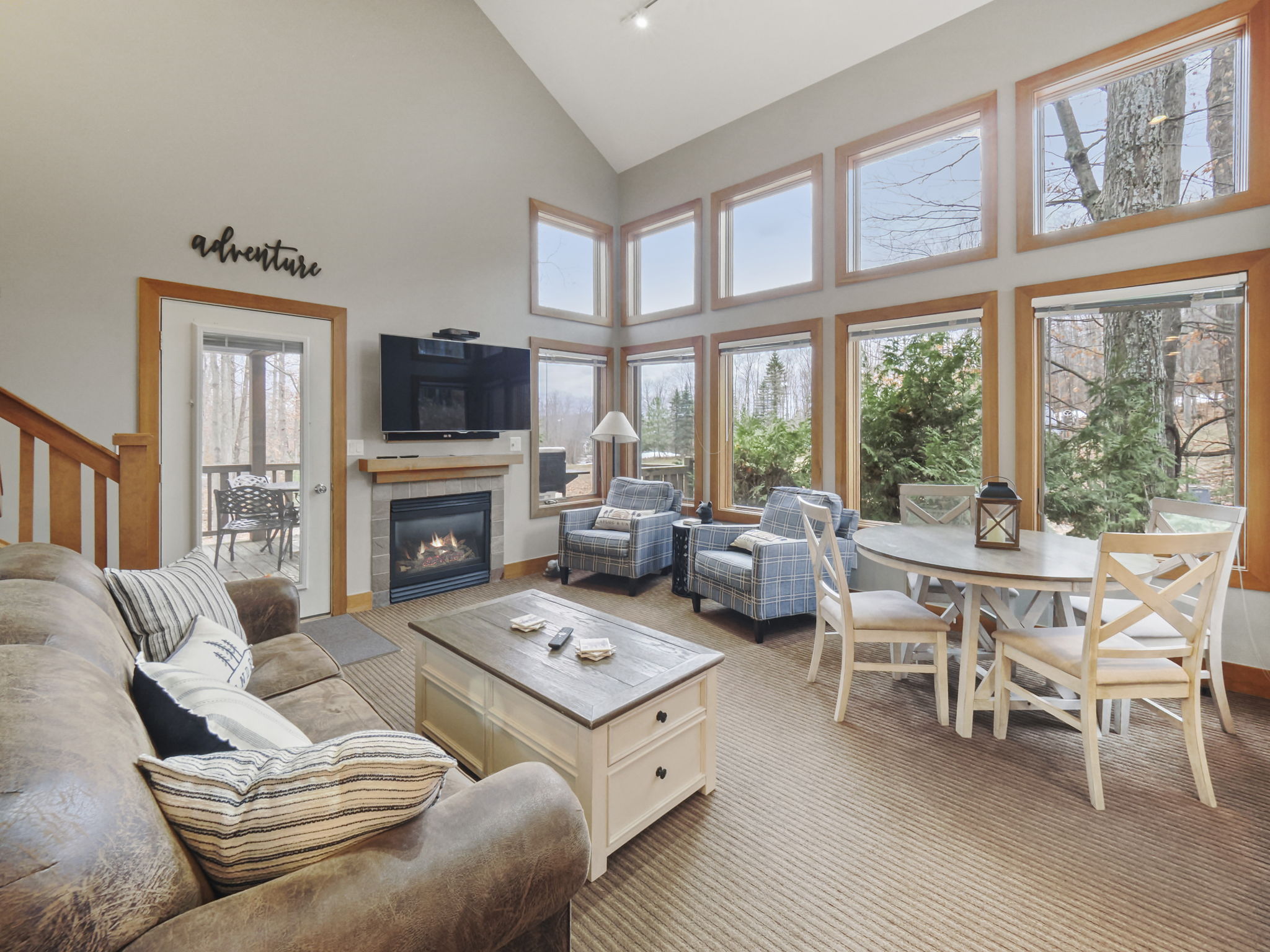 2006 Morning Dove - living room