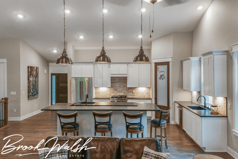Kitchen-2859-Cortina-Court-Boyne-City-MI-49712