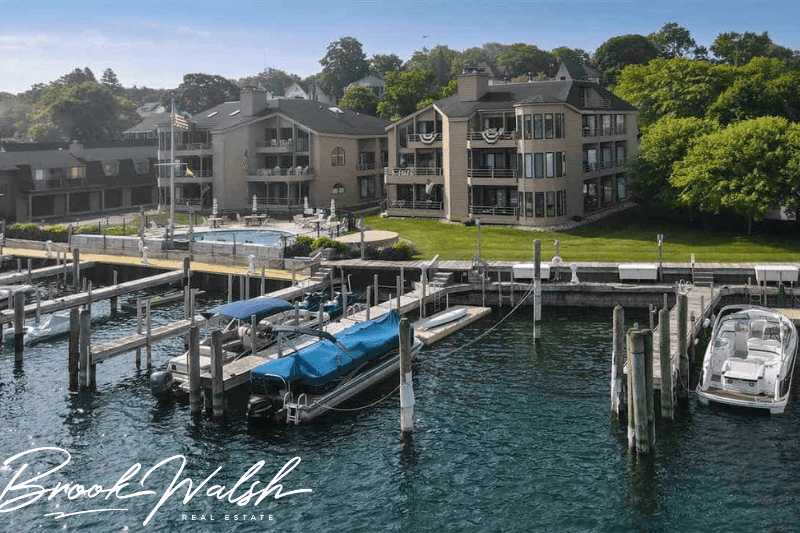 Amenities at Harbour Club Condominiums