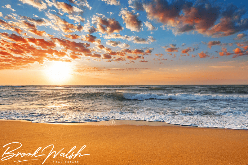 sunset-dining-water-view