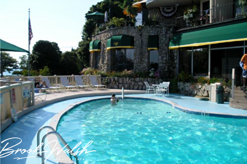 weathervane-pool
