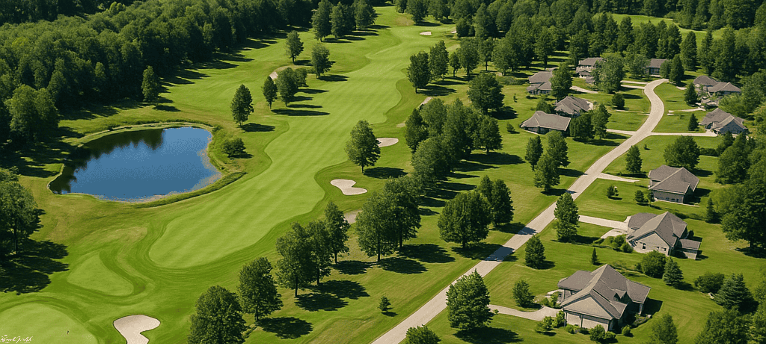 Aerial view of Antioch Hills Golf Club and nearby homes in Mesick
