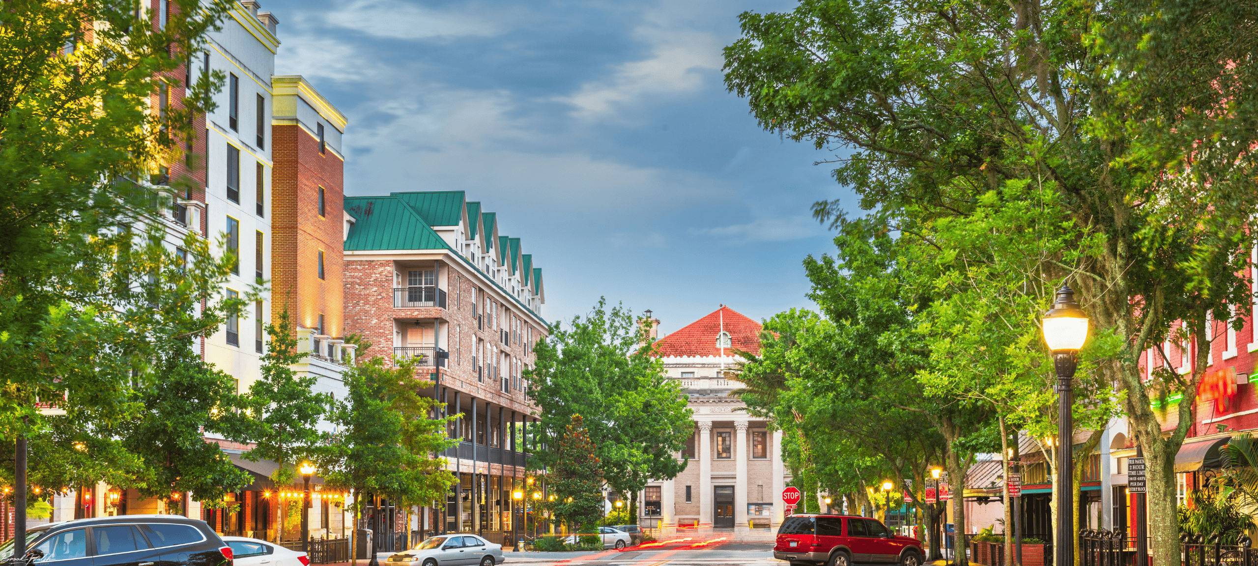Charming River Street view in Downtown Manistee, Michigan