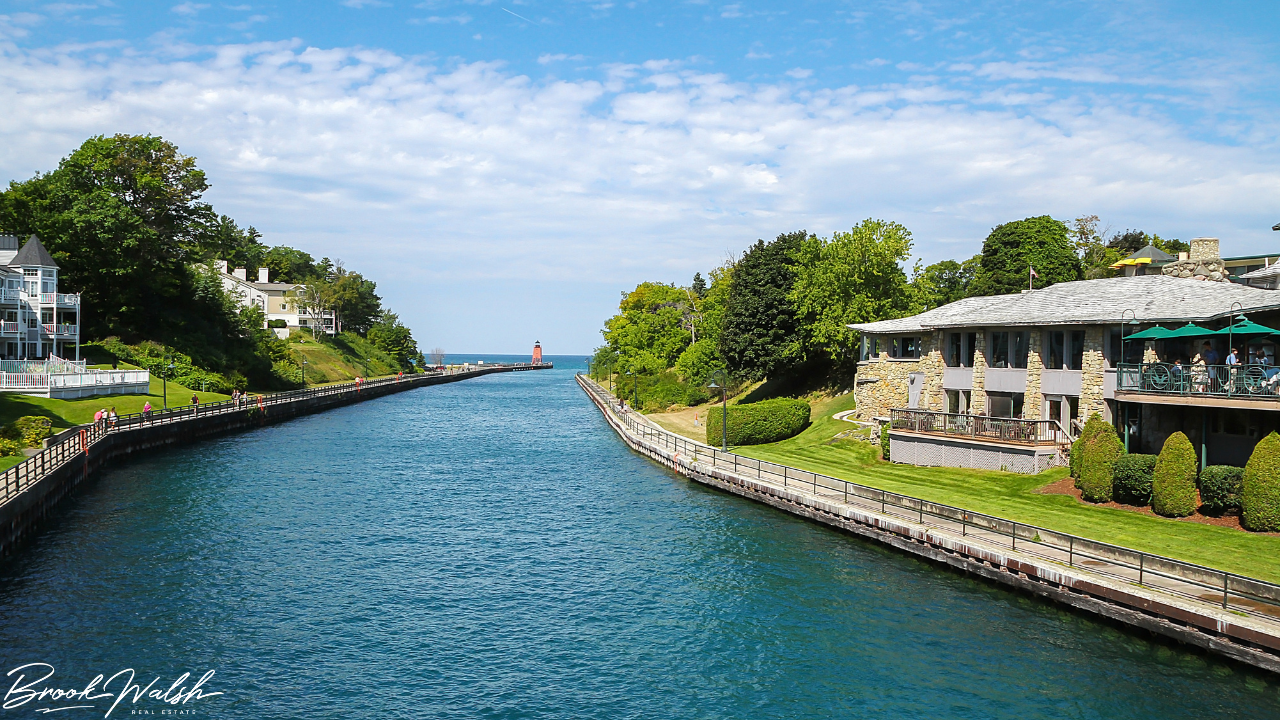 Discover Lake Charlevoix