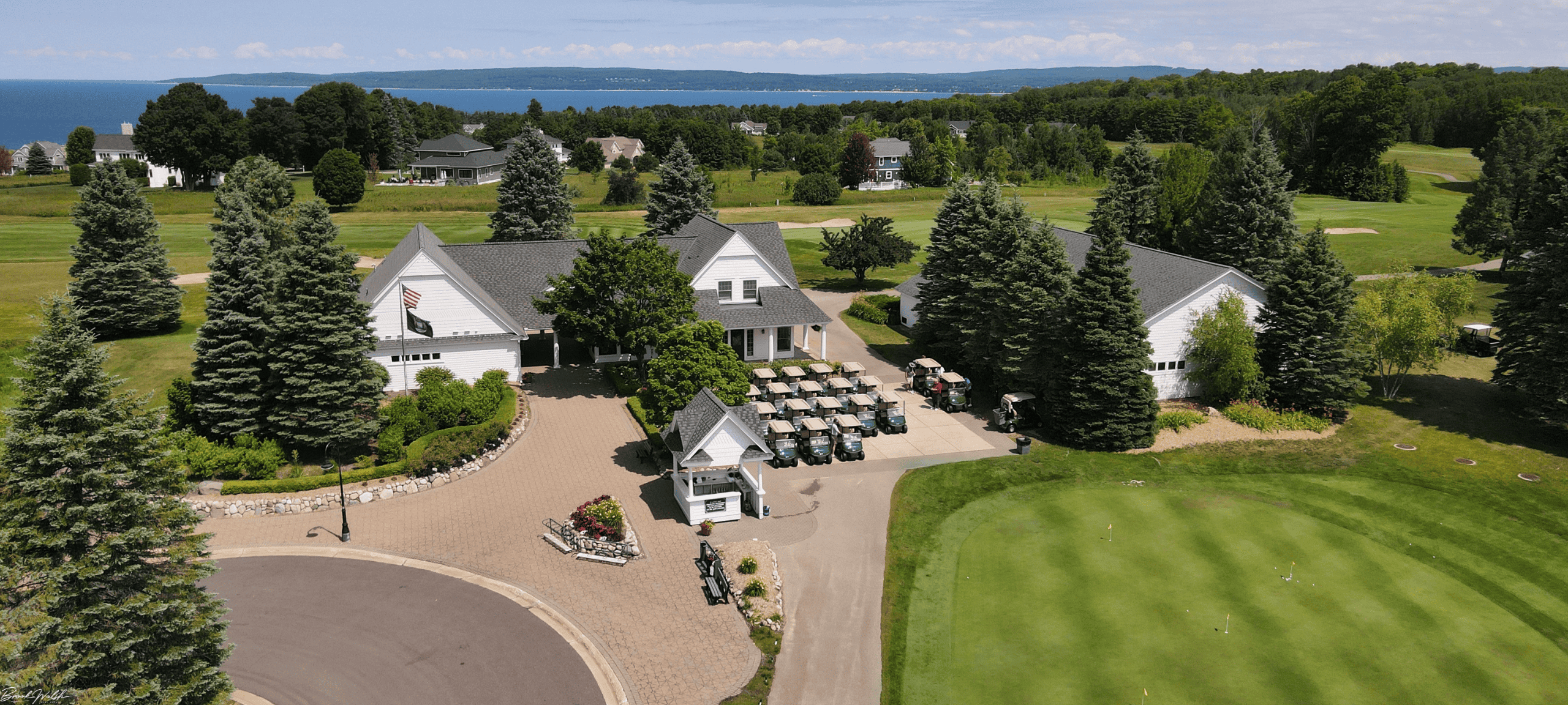 Exterior view of The Cottages at Crooked Tree Condominiums, Petoskey, MI.